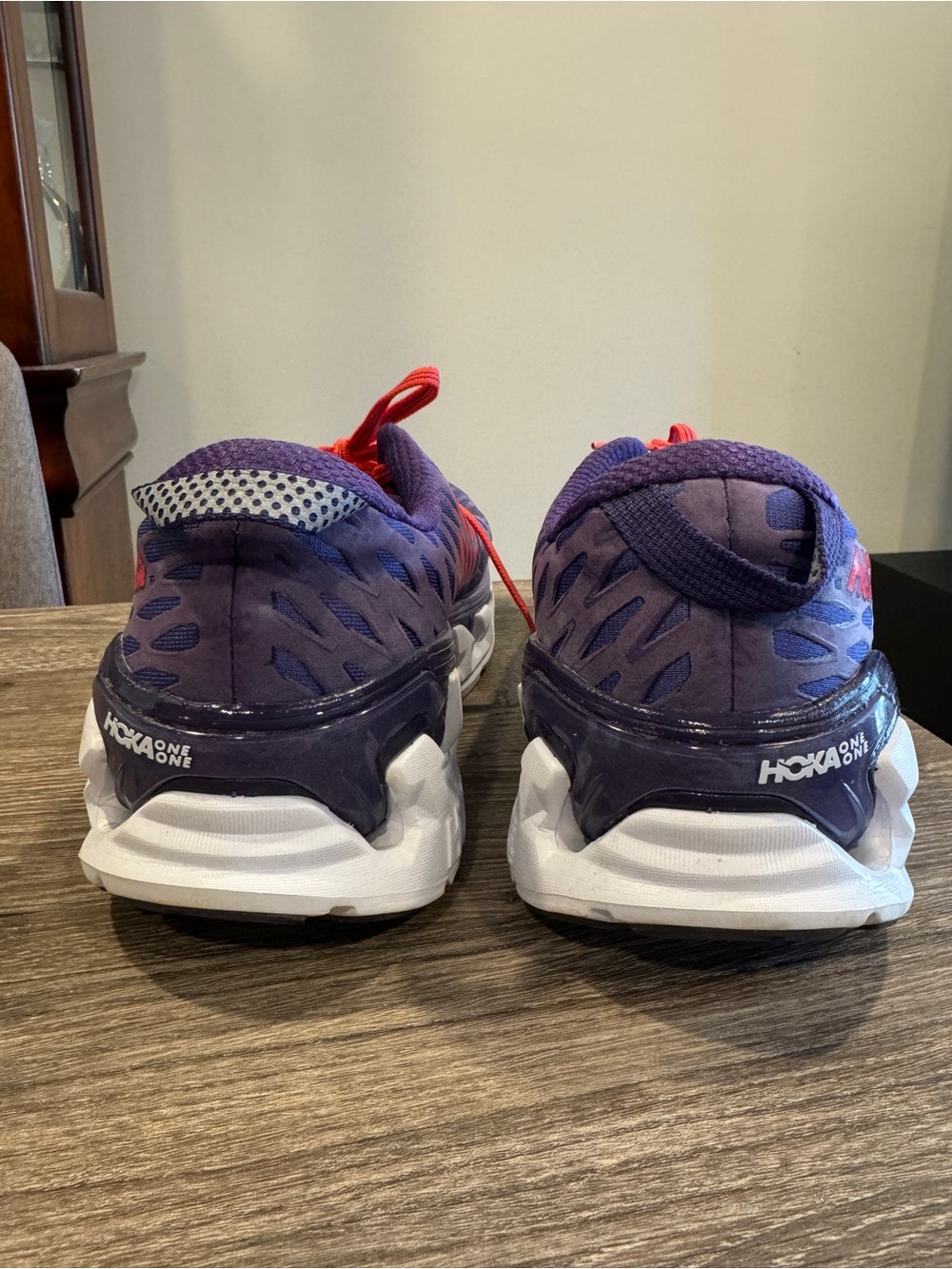 Hoka Women’s Sneakers Size 9.5 - Picture 5 of 8